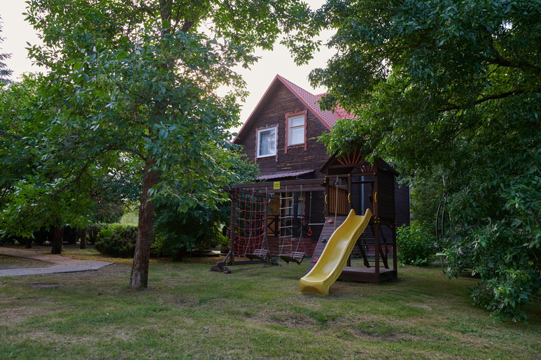 Berezok estate